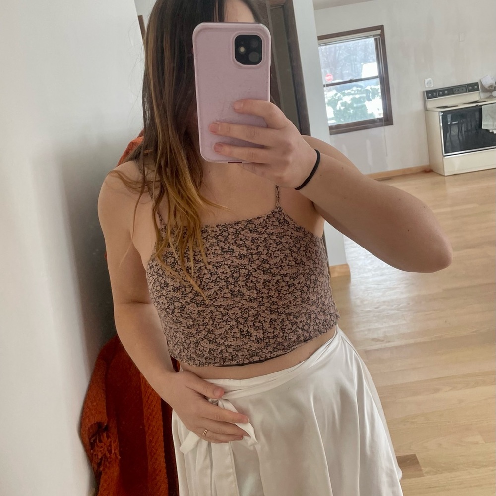 American Eagle open back crop top